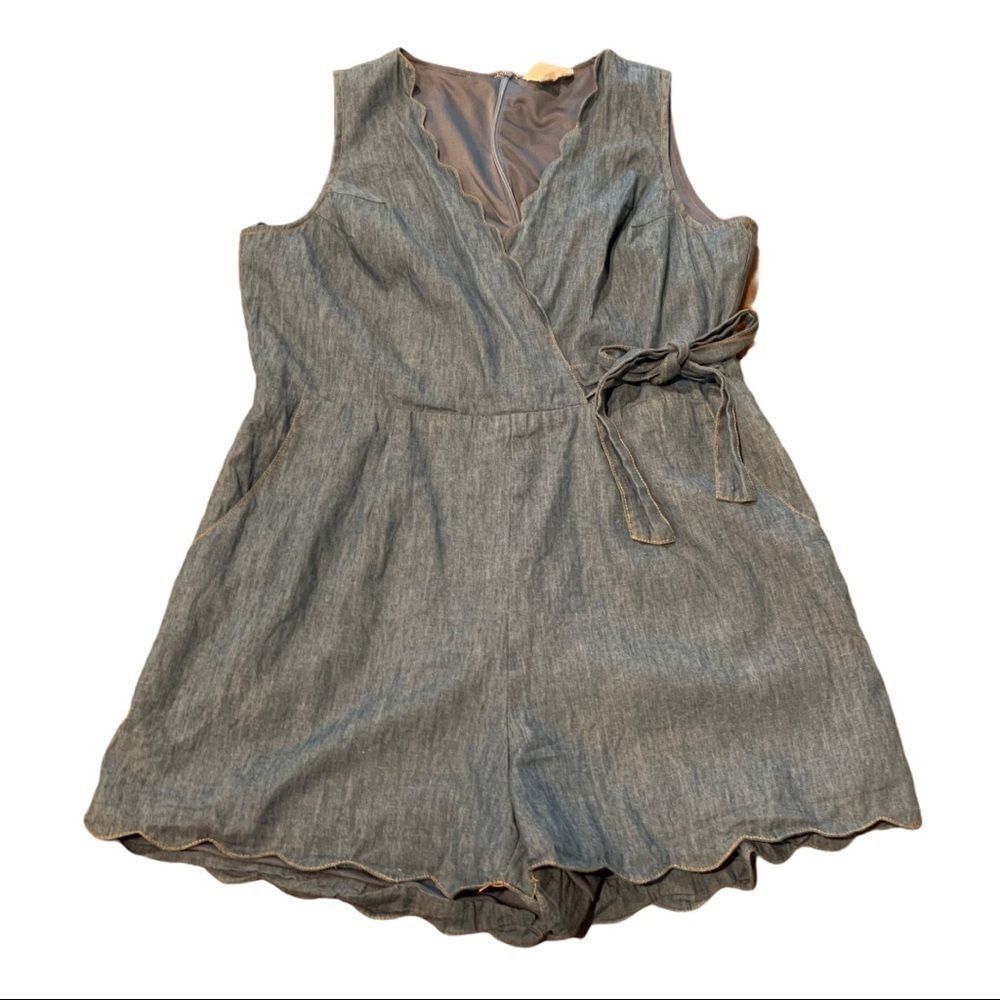 Loveriche Short Romper Chambray Blue Scalloped LG